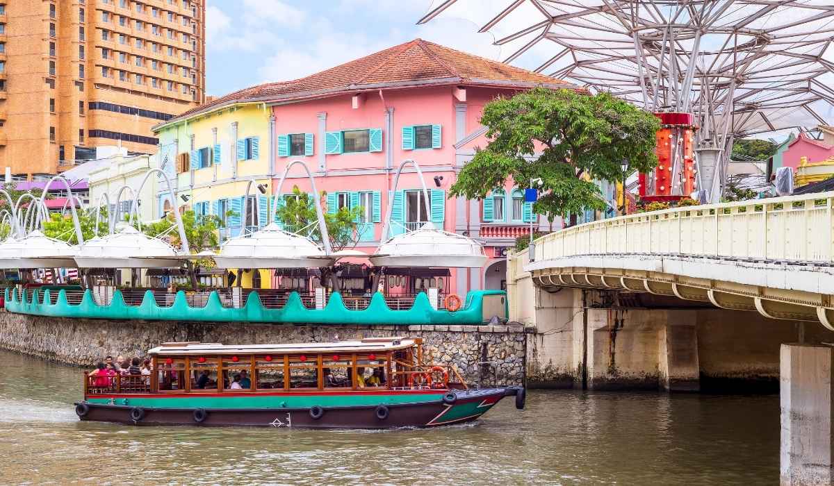 Singapore's best attraction- clarke quay